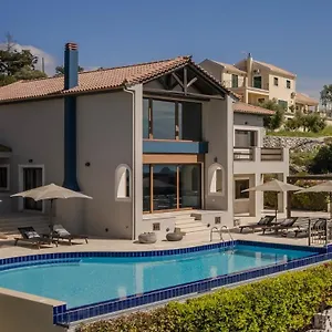 Luxury Karmaniolos Kefalonia Fiskardo